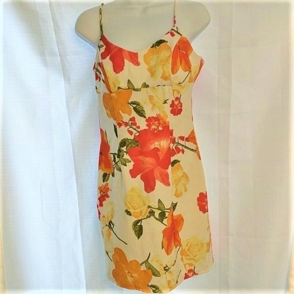 Vintage Floral Print Fitted Short Dress